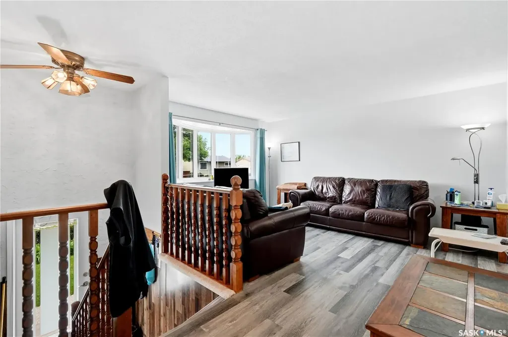1223 Warner Street Moose Jaw SK S6H 6G9