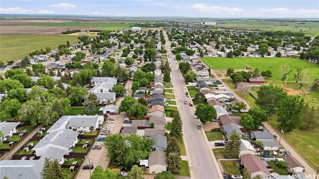 1223 Warner Street Moose Jaw SK S6H 6G9