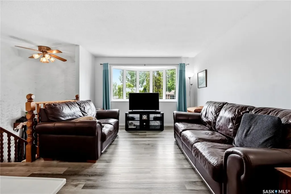 1223 Warner Street Moose Jaw SK S6H 6G9
