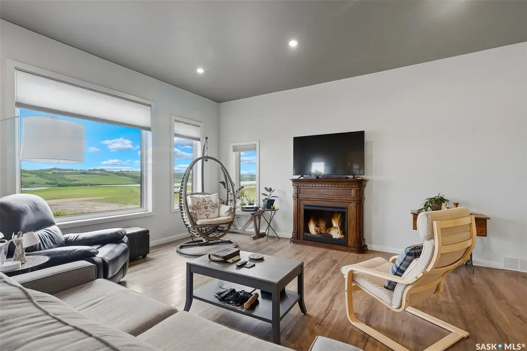 3 Sunrise Drive S Dundurn Rm No. 314 SK S7C 0A6