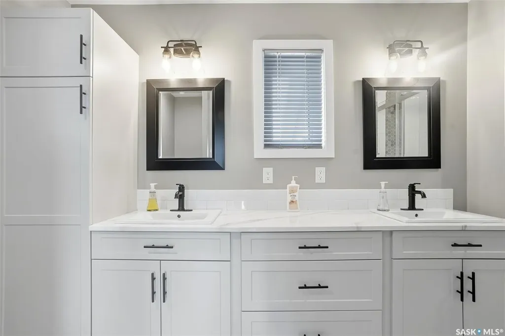 3 Sunrise Drive S Dundurn Rm No. 314 SK S7C 0A6