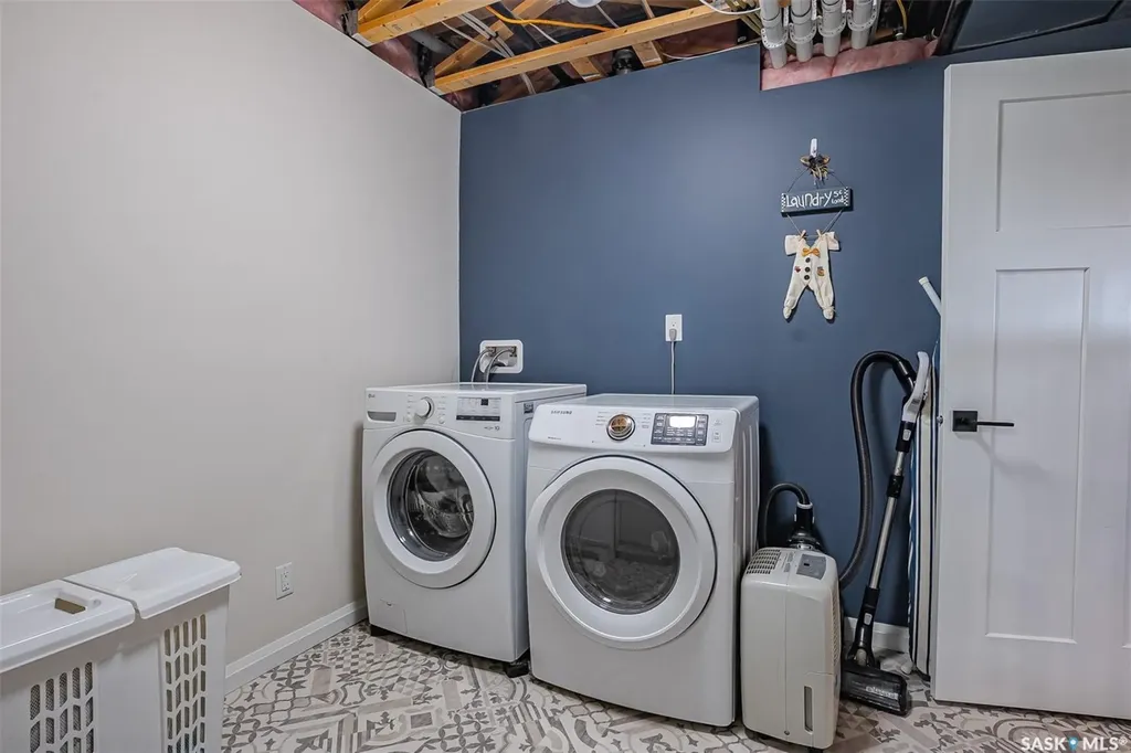 3 Sunrise Drive S Dundurn Rm No. 314 SK S7C 0A6