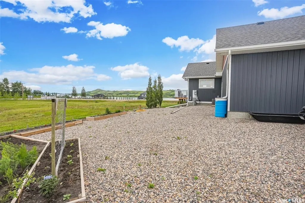 3 Sunrise Drive S Dundurn Rm No. 314 SK S7C 0A6