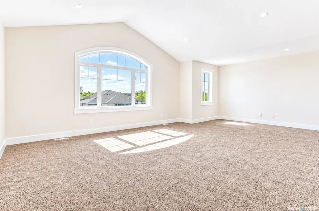 6 Mckenzie Landing White City SK S4L 0B2