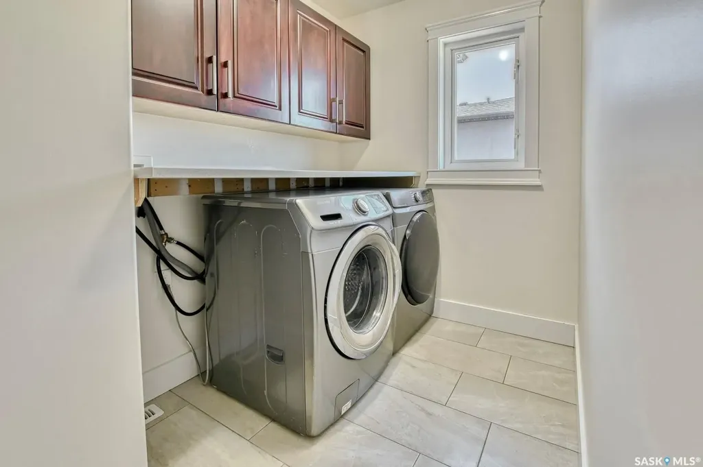 6 Mckenzie Landing White City SK S4L 0B2