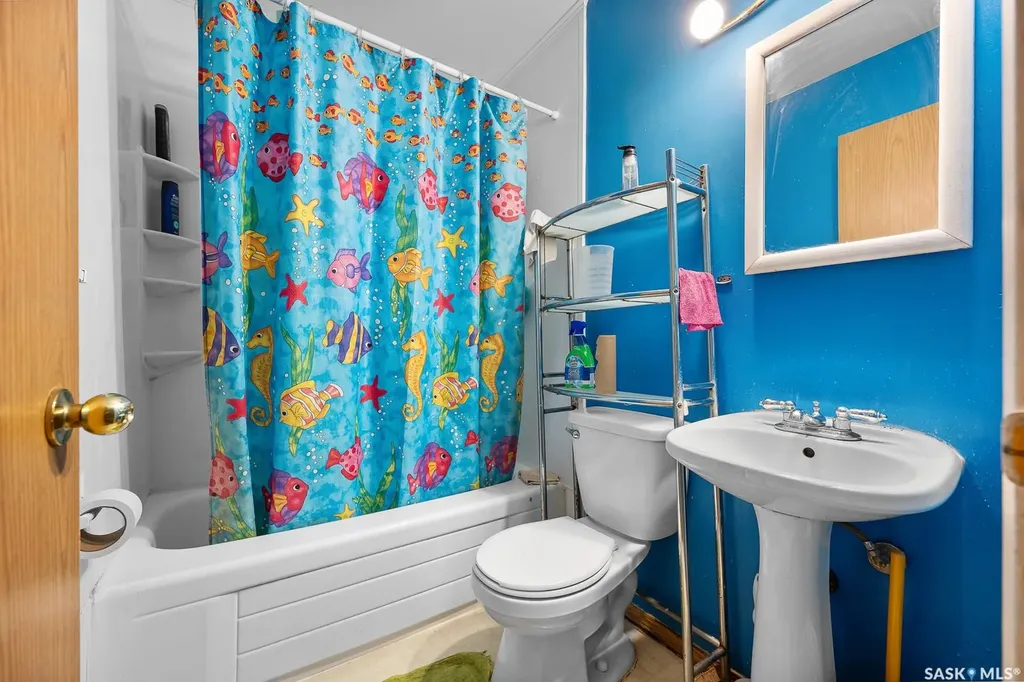 4220 Castle Road Regina SK S4S 4W1