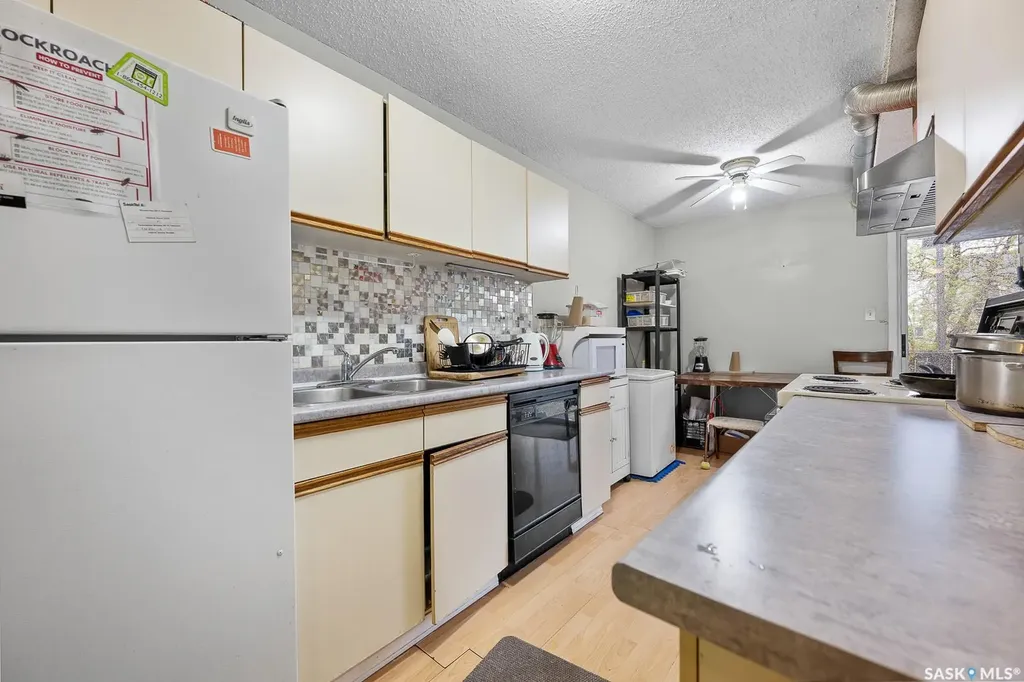 4220 Castle Road Regina SK S4S 4W1