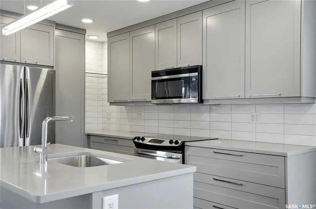 487 Kloppenburg Street Saskatoon SK S7W 0N8