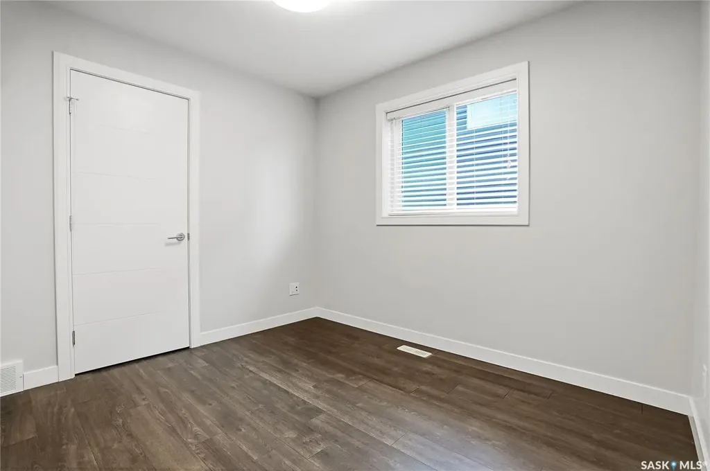 487 Kloppenburg Street Saskatoon SK S7W 0N8