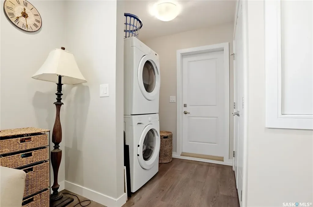 487 Kloppenburg Street Saskatoon SK S7W 0N8