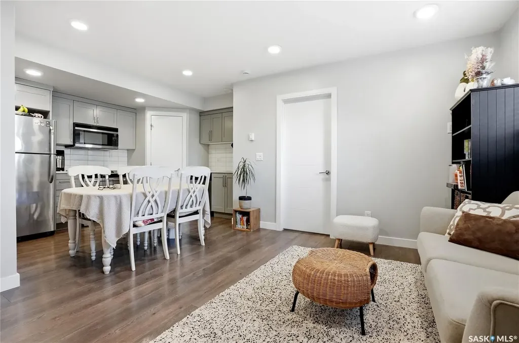 487 Kloppenburg Street Saskatoon SK S7W 0N8