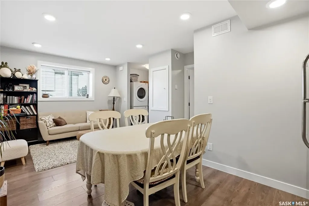 487 Kloppenburg Street Saskatoon SK S7W 0N8