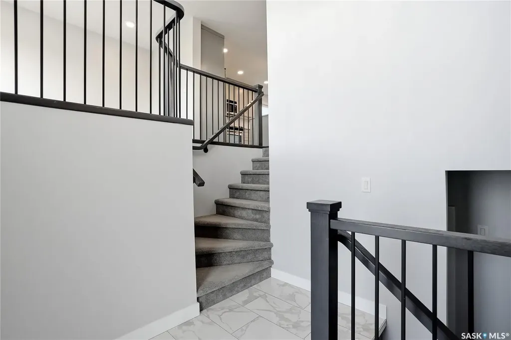 487 Kloppenburg Street Saskatoon SK S7W 0N8