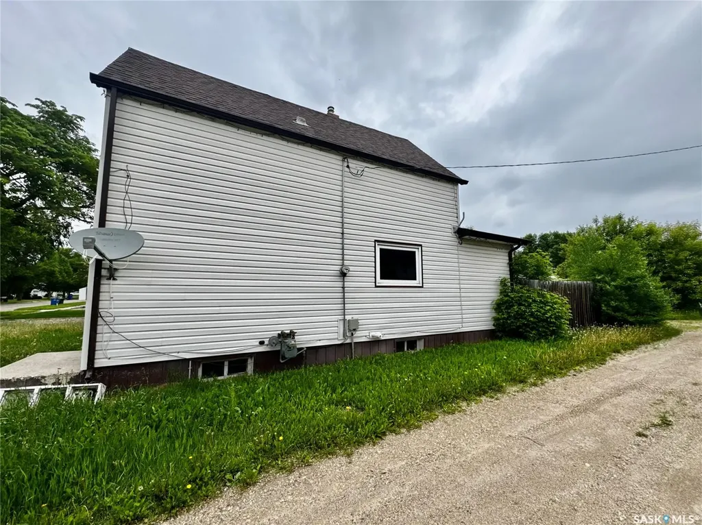 239 Betts Avenue Yorkton SK S3N 1M8