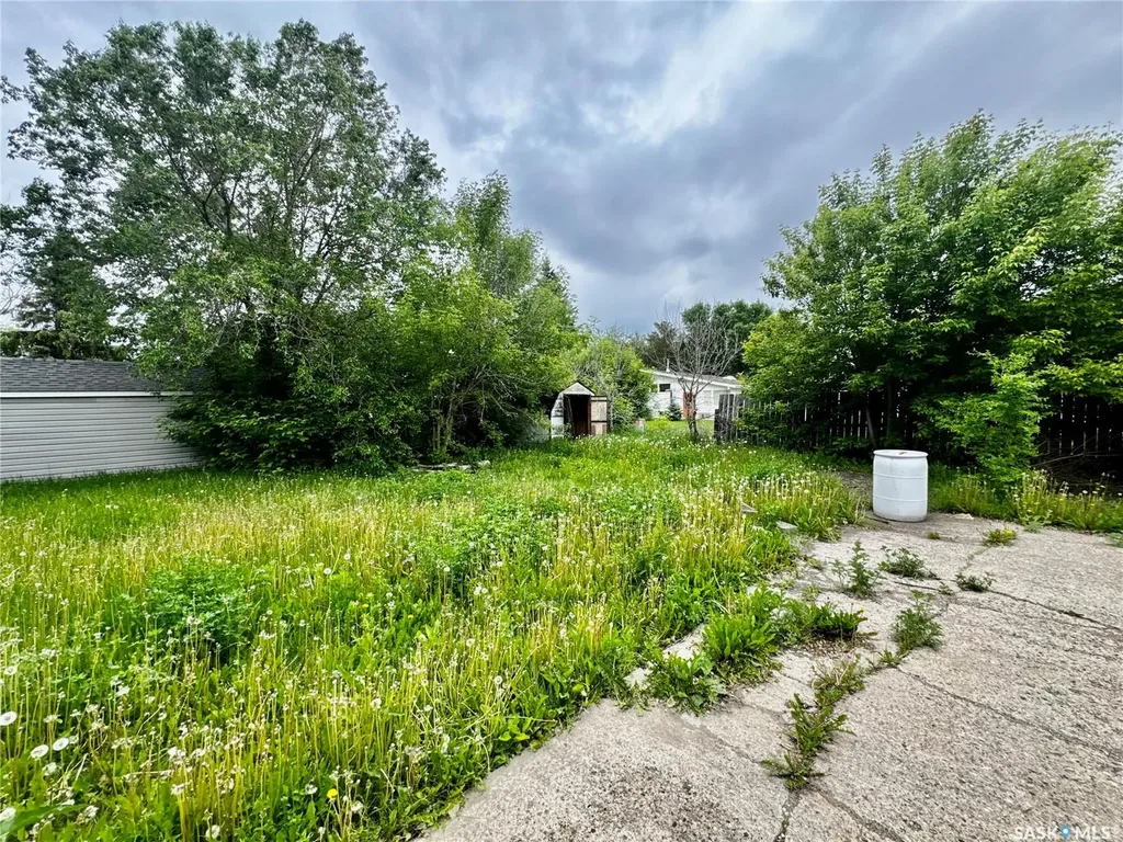 239 Betts Avenue Yorkton SK S3N 1M8