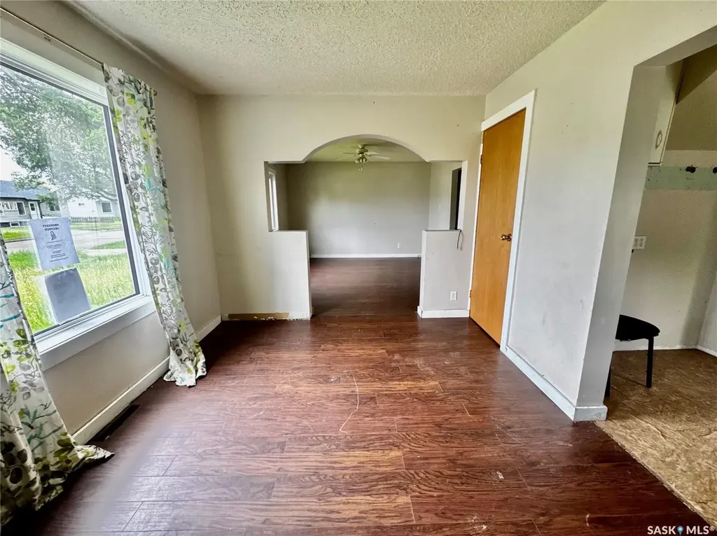 239 Betts Avenue Yorkton SK S3N 1M8