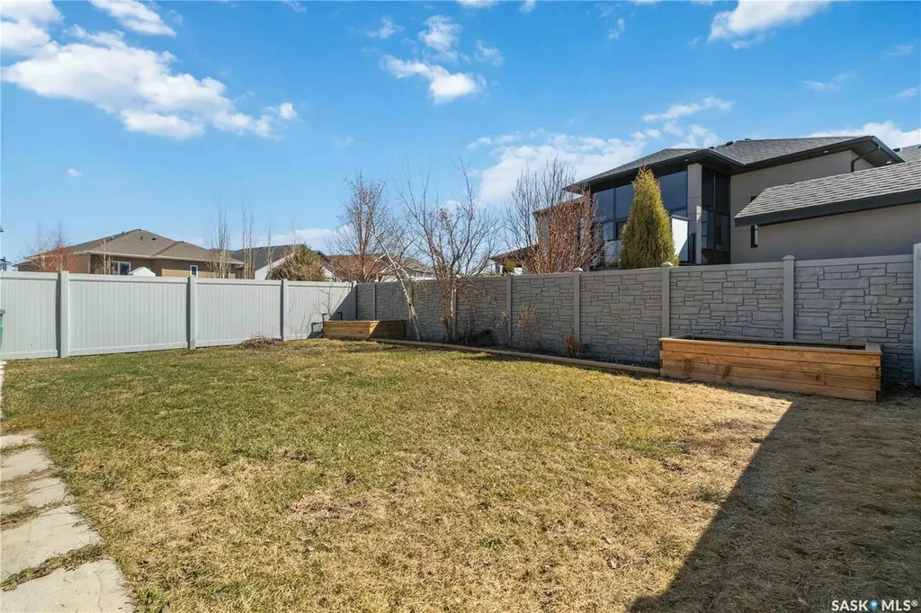 175 Gillies Lane Saskatoon SK S7V 0J8