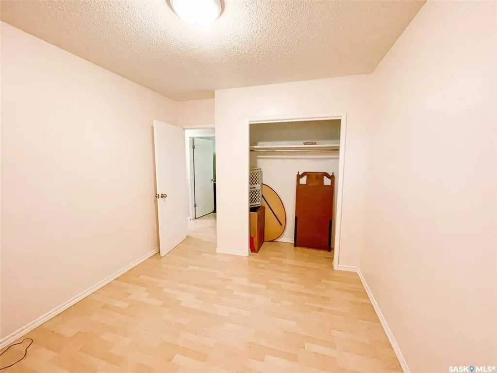1617 Ruth Street E Saskatoon SK S7J 0L7