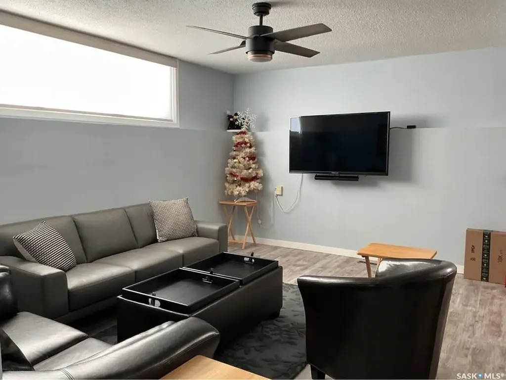 1617 Ruth Street E Saskatoon SK S7J 0L7
