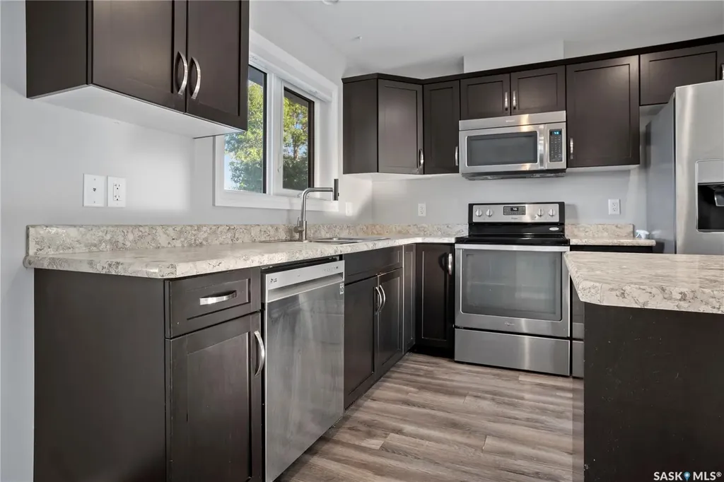 4102 3rd Avenue N Regina SK S4R 2B7