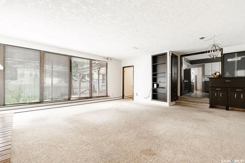 1004 University Drive Saskatoon SK S7N 0K3