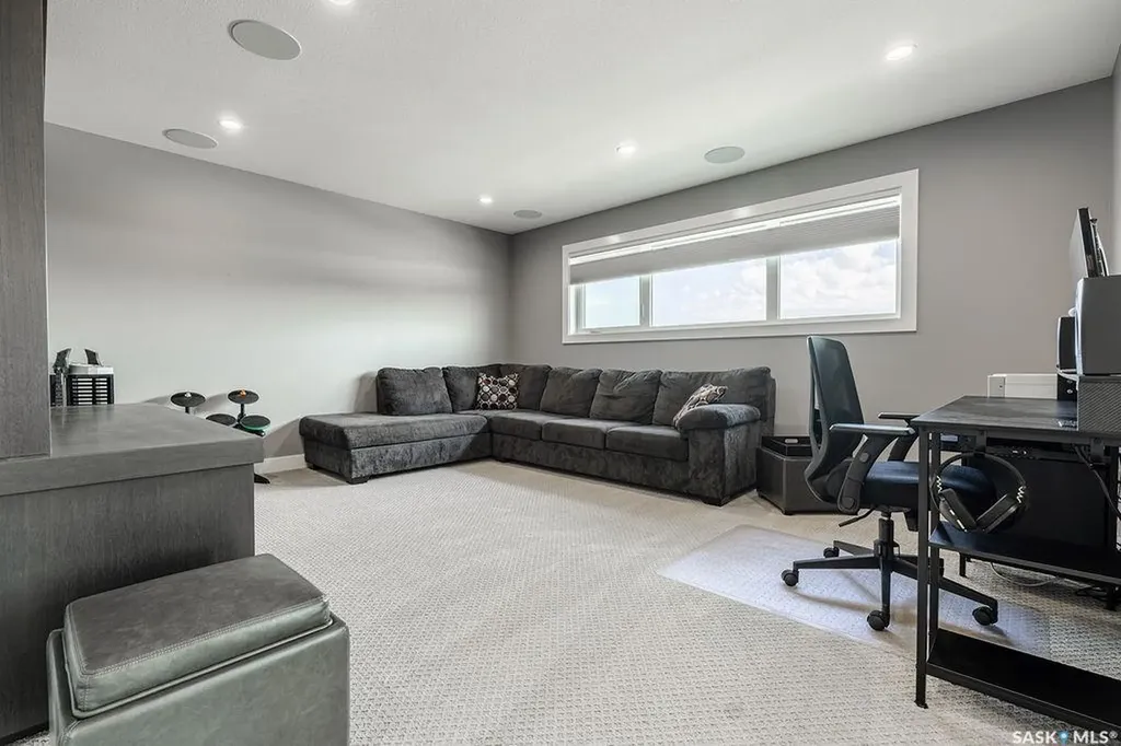 535 Pichler Way Saskatoon SK S7V 0H2