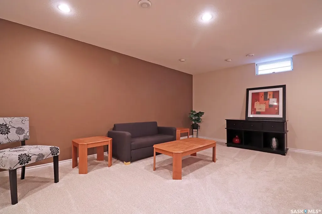 72 Collacott Drive Yorkton SK S3N 3E6