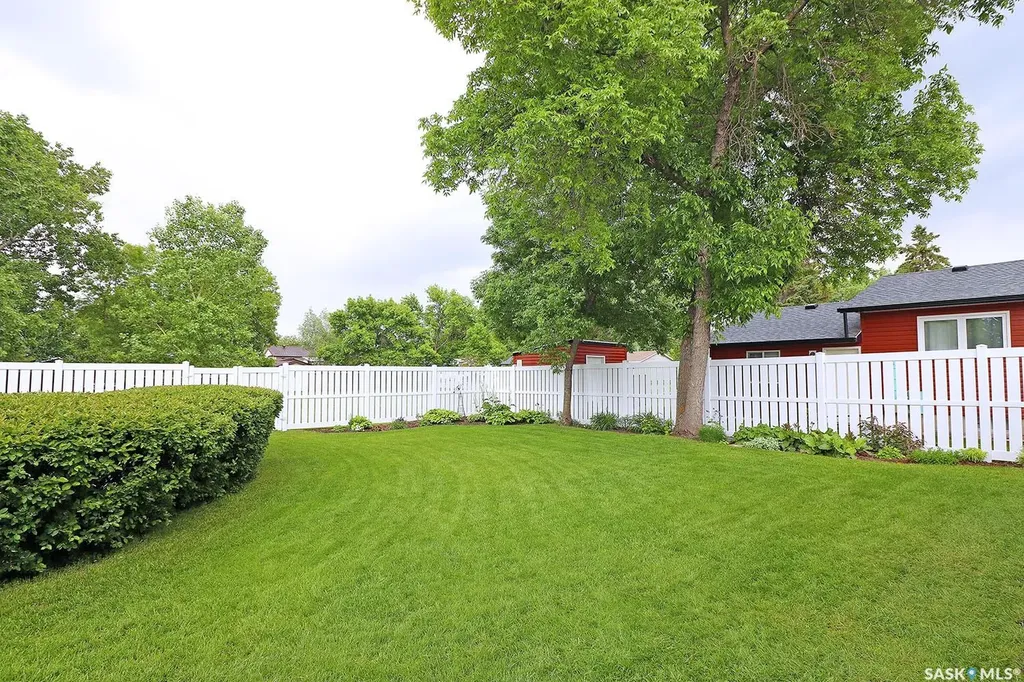 72 Collacott Drive Yorkton SK S3N 3E6