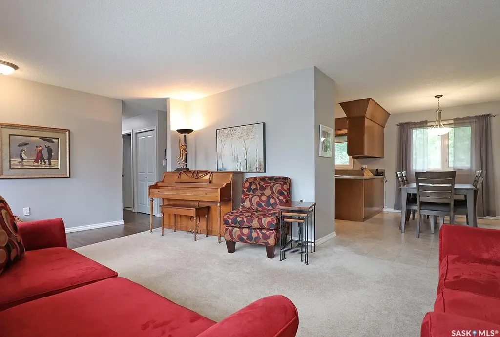 72 Collacott Drive Yorkton SK S3N 3E6