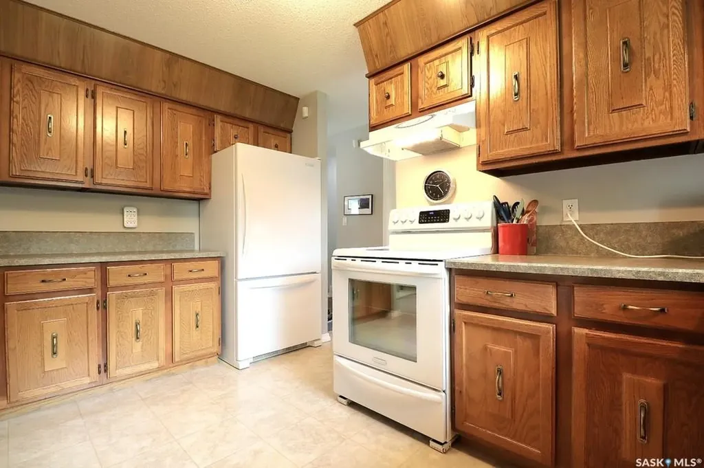 72 Collacott Drive Yorkton SK S3N 3E6