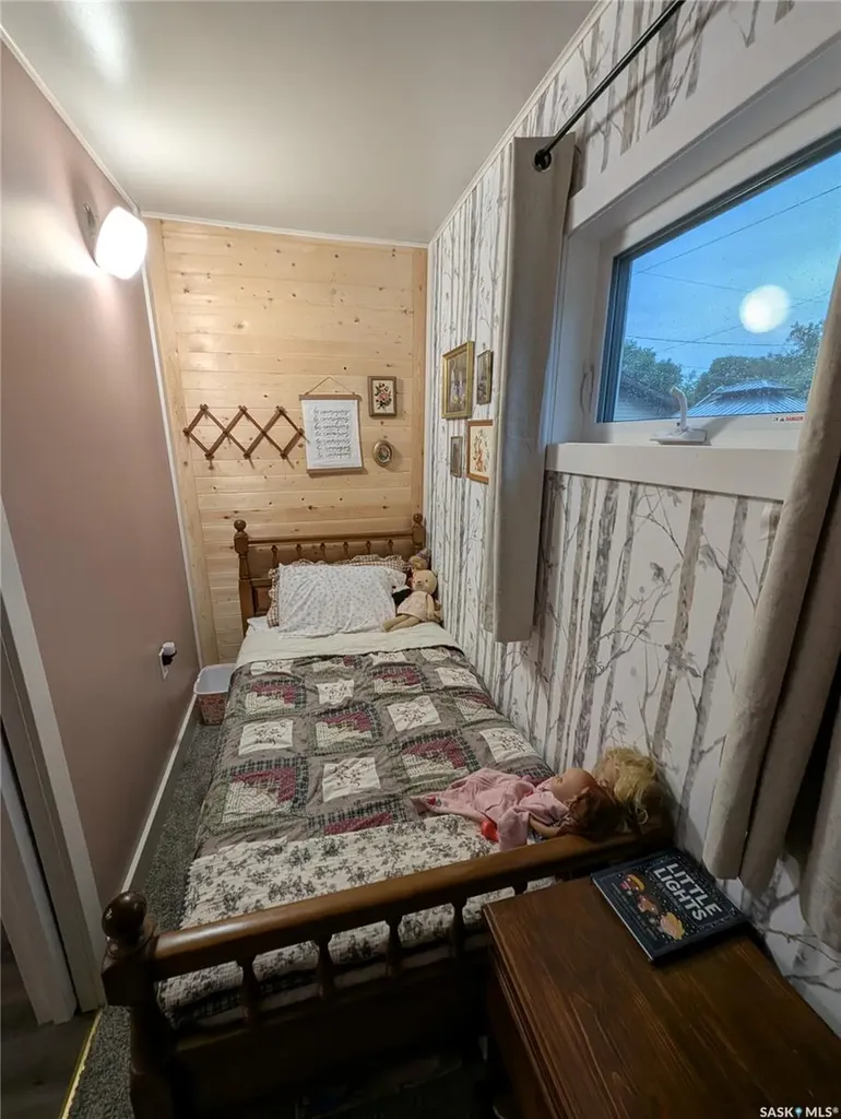 2009 7th Street Rosthern SK S0K 3R0