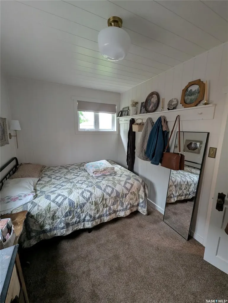 2009 7th Street Rosthern SK S0K 3R0