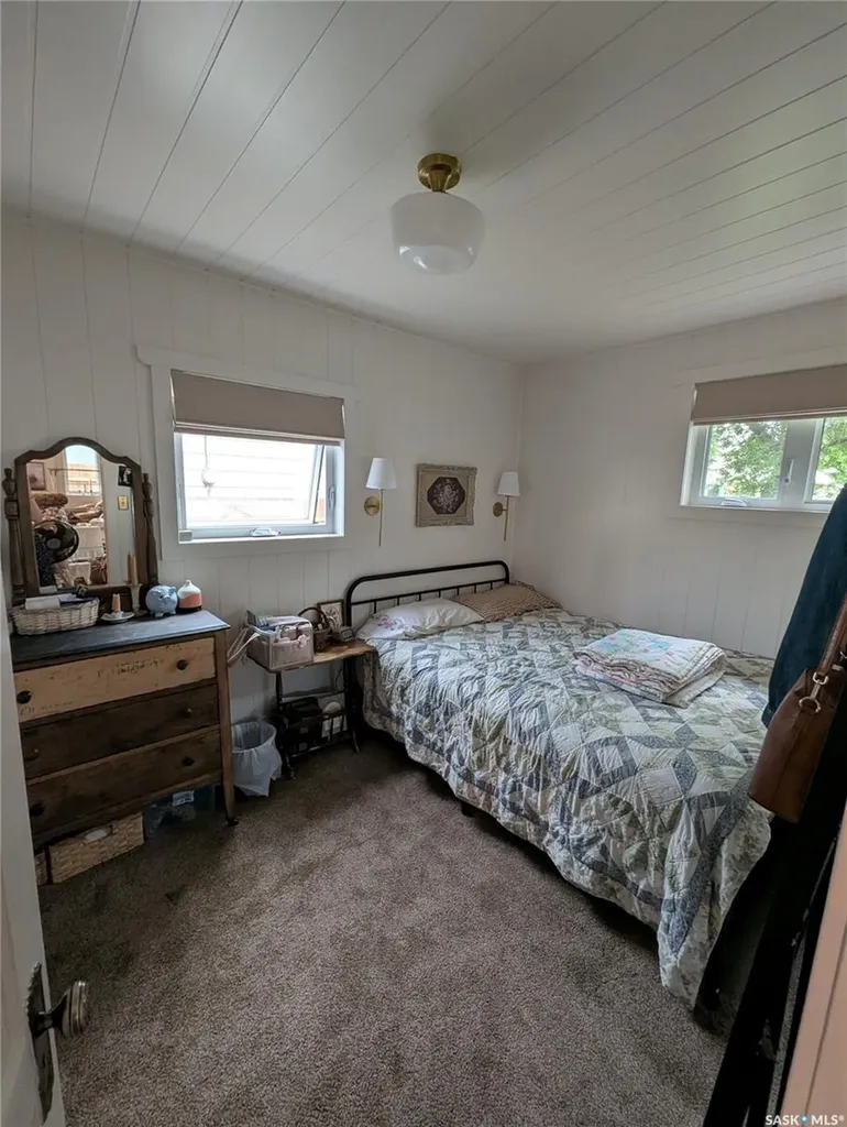 2009 7th Street Rosthern SK S0K 3R0