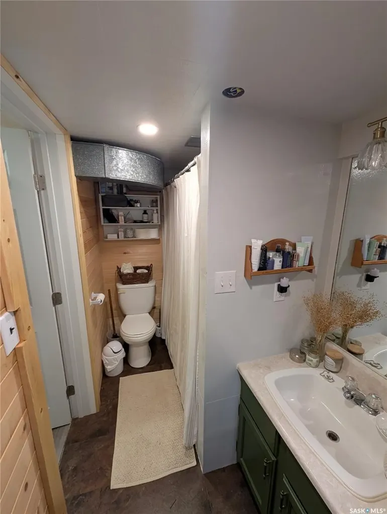 2009 7th Street Rosthern SK S0K 3R0