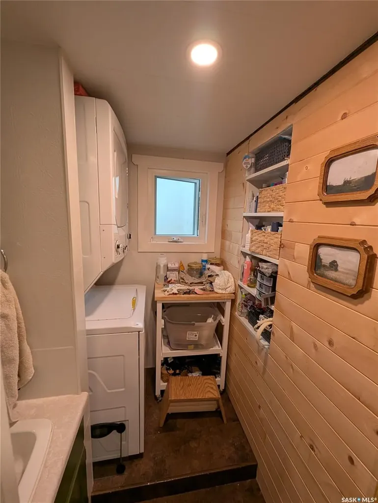 2009 7th Street Rosthern SK S0K 3R0