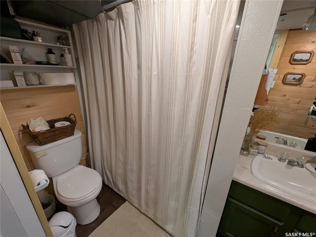 2009 7th Street Rosthern SK S0K 3R0