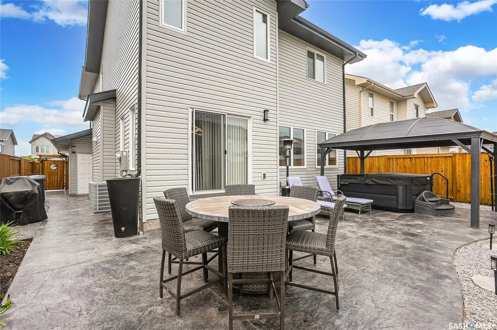 419 Kensington Boulevard Saskatoon SK S7L 6N7