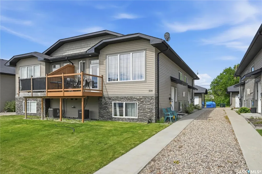 116 Hiebert Crescent Martensville SK S0K 2T0