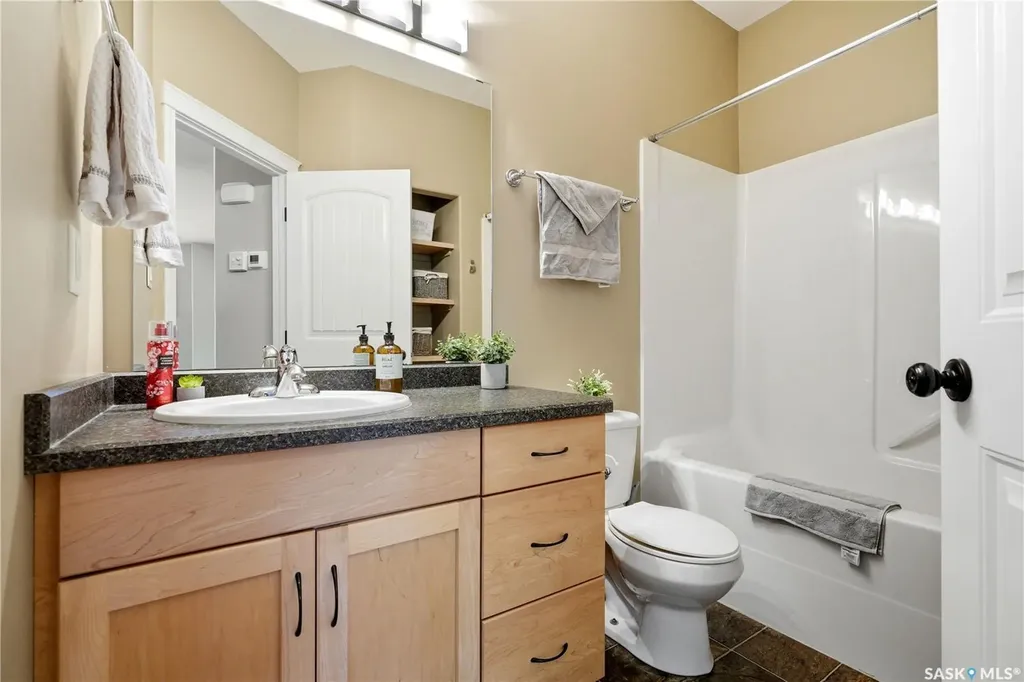 116 Hiebert Crescent Martensville SK S0K 2T0