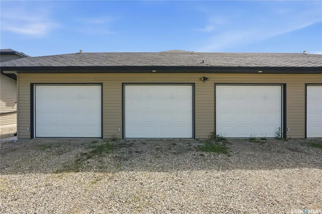 116 Hiebert Crescent Martensville SK S0K 2T0