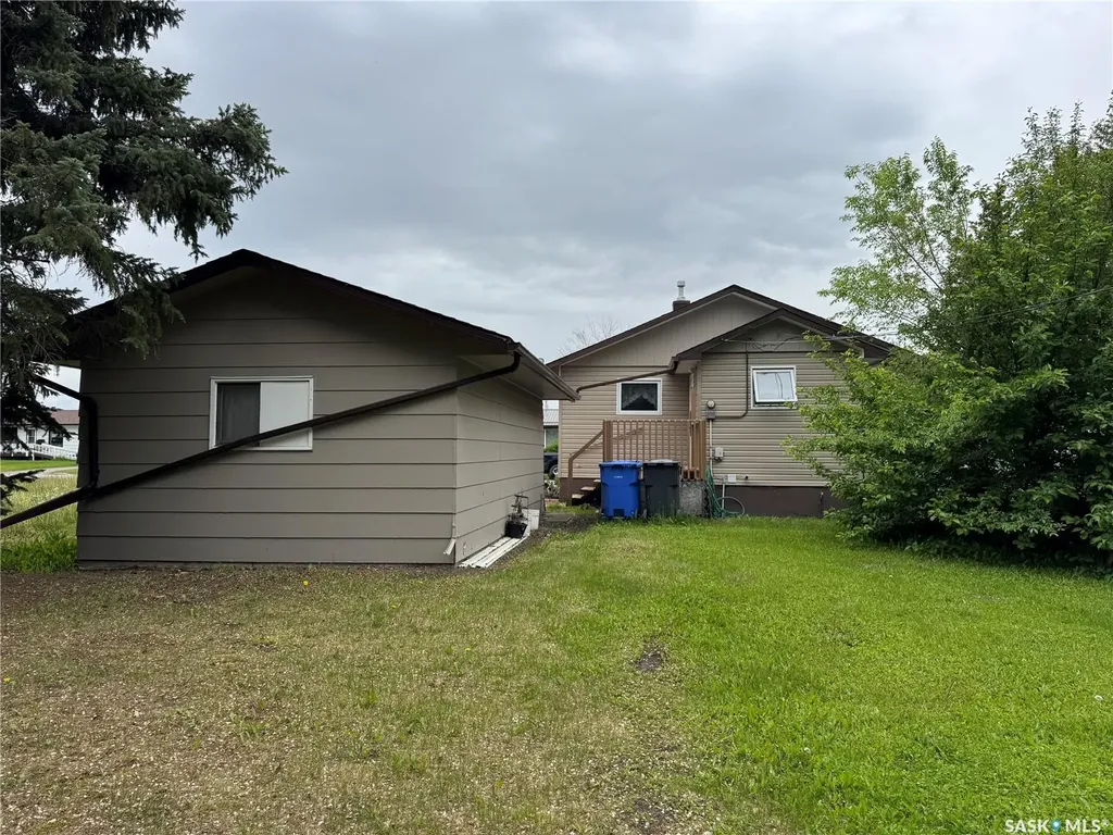 143 Broadway Street Foam Lake SK S0A 1A0