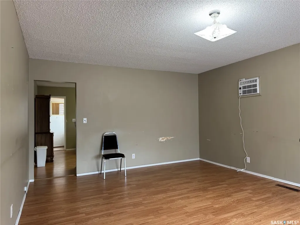 143 Broadway Street Foam Lake SK S0A 1A0