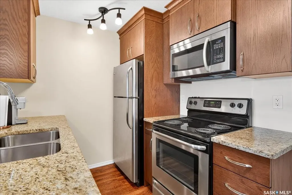 1220 Blackfoot Drive Regina SK S4S 6T2