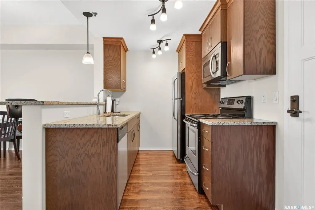 1220 Blackfoot Drive Regina SK S4S 6T2