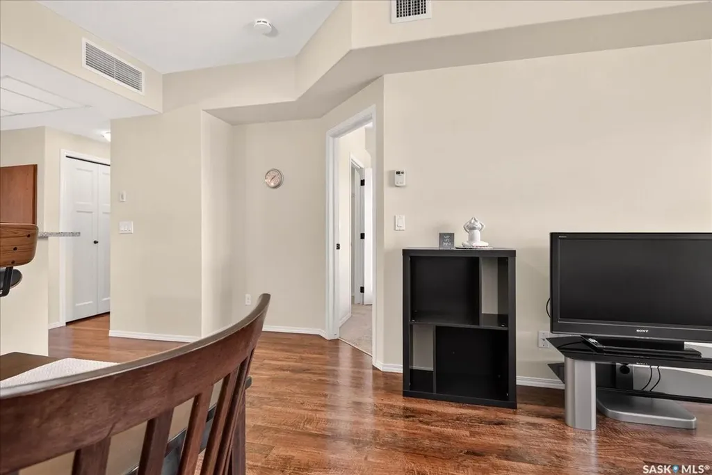 1220 Blackfoot Drive Regina SK S4S 6T2