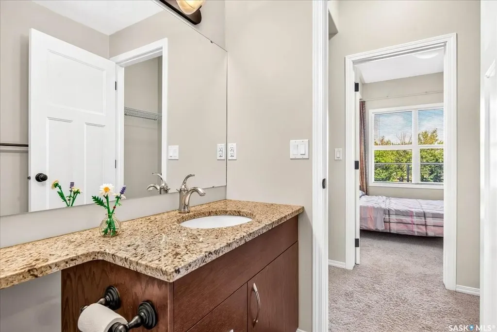 1220 Blackfoot Drive Regina SK S4S 6T2
