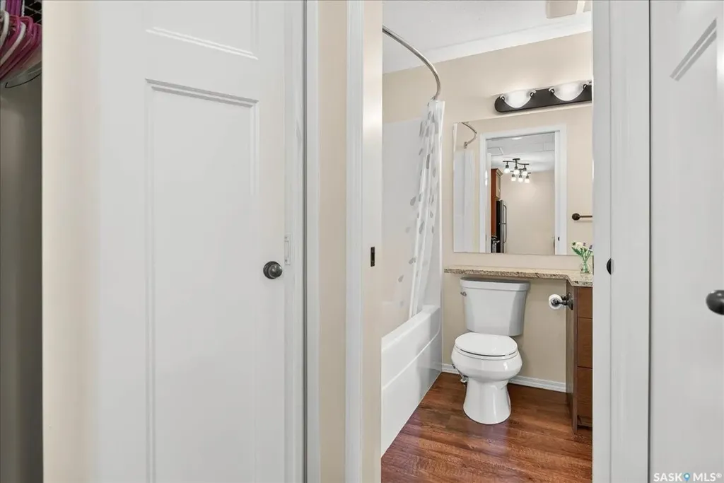 1220 Blackfoot Drive Regina SK S4S 6T2