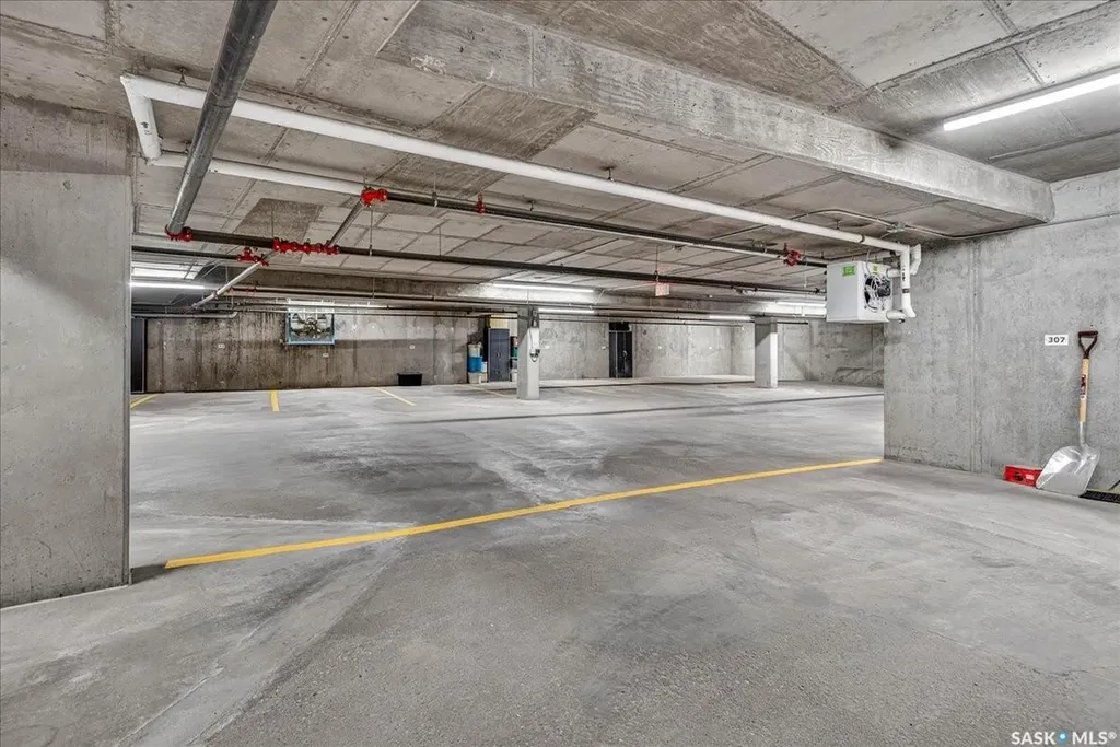 1220 Blackfoot Drive Regina SK S4S 6T2