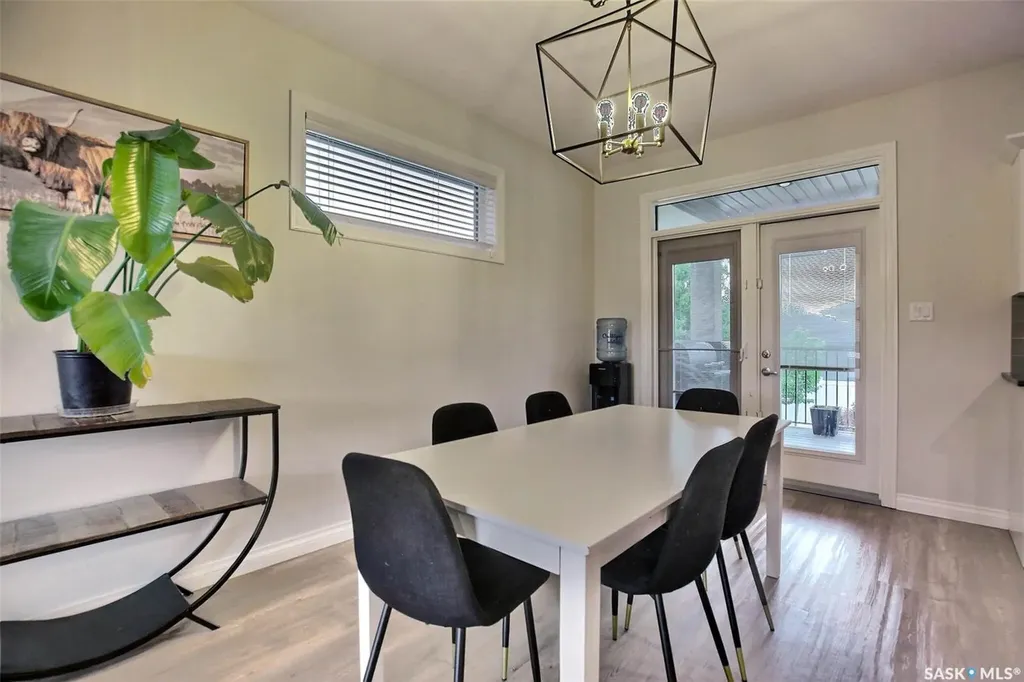 15 Yale Place White City SK S4L 0C7