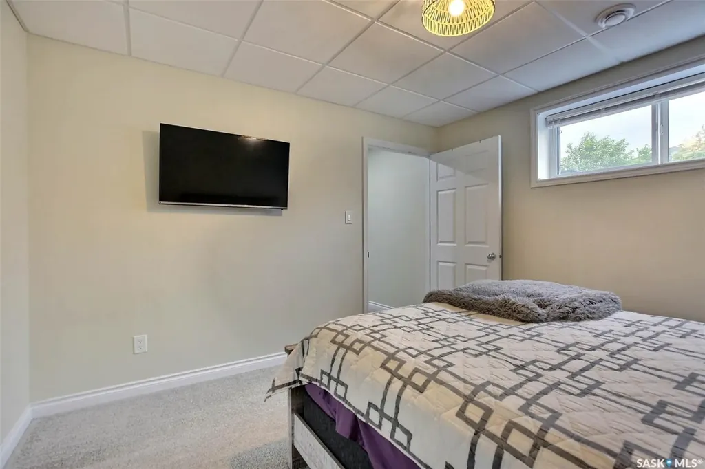 15 Yale Place White City SK S4L 0C7